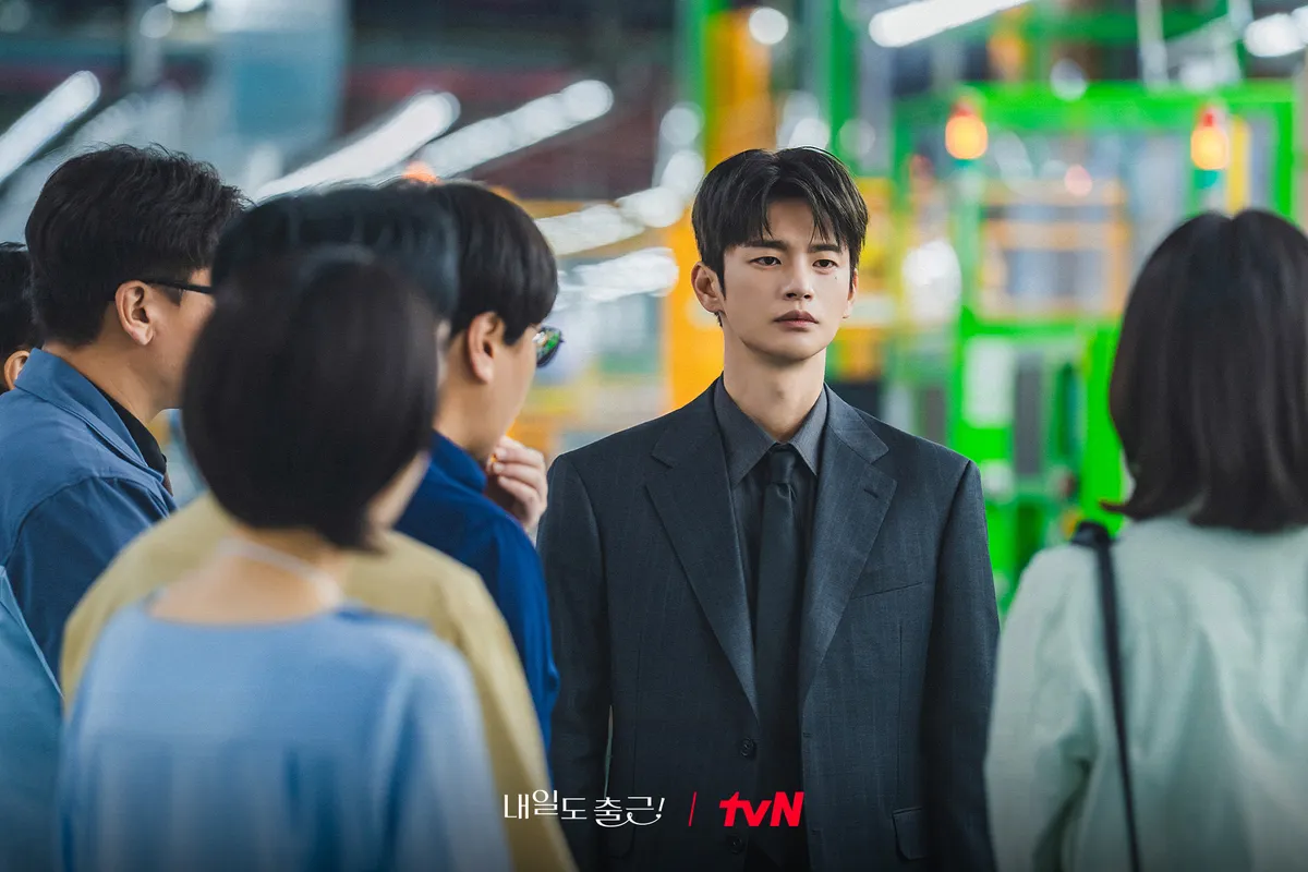 Seo In Guk as the strict boss in See You at Work Tomorrow