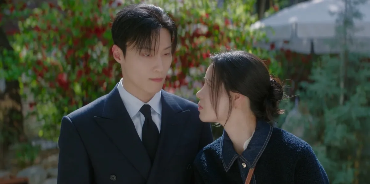 Cha Se and Seo Ri go on a date