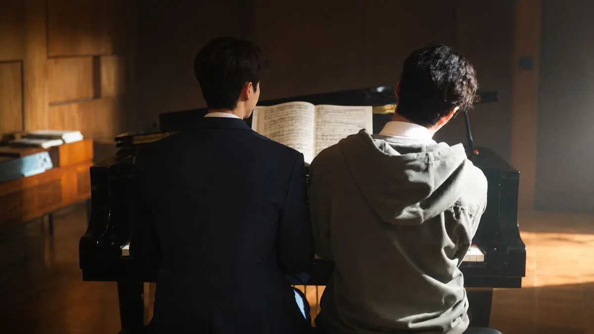 Two friends on piano