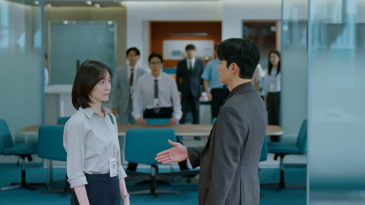 Ji hyun accepted in guk as her boss