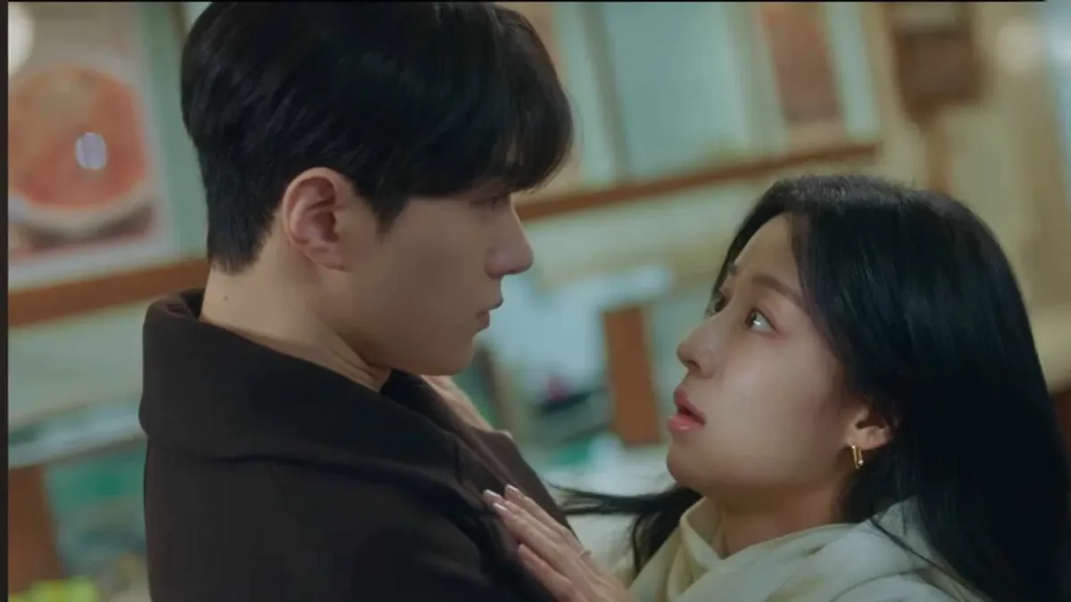 Hwan and Ji An can understand each other's inner thoughts