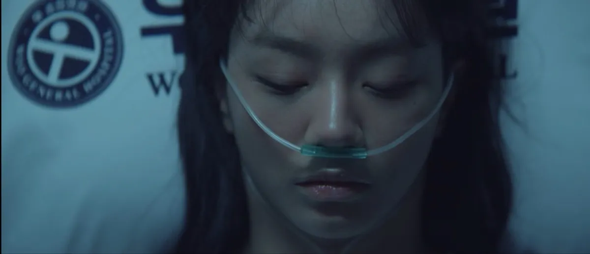 Yi Jae in episode 2 after the accident